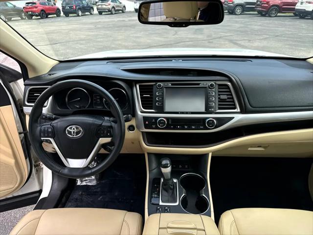used 2016 Toyota Highlander car, priced at $17,877