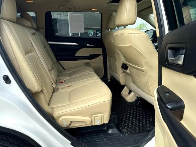 used 2016 Toyota Highlander car, priced at $17,877