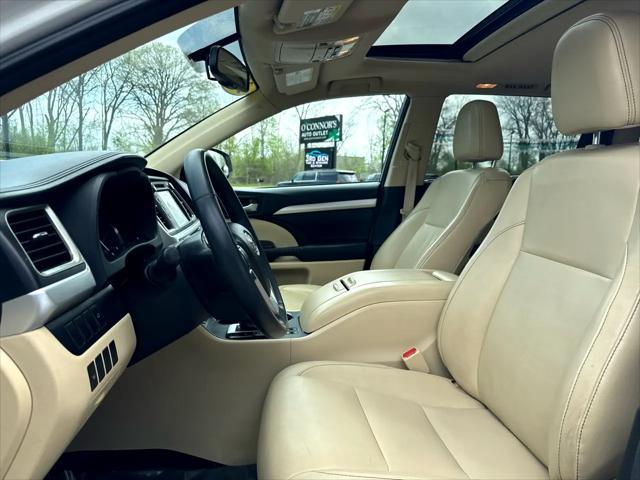 used 2016 Toyota Highlander car, priced at $17,877