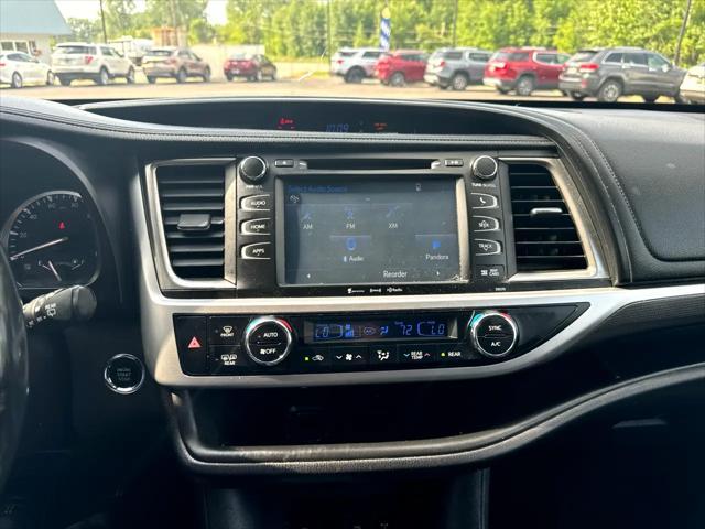 used 2017 Toyota Highlander car, priced at $24,877
