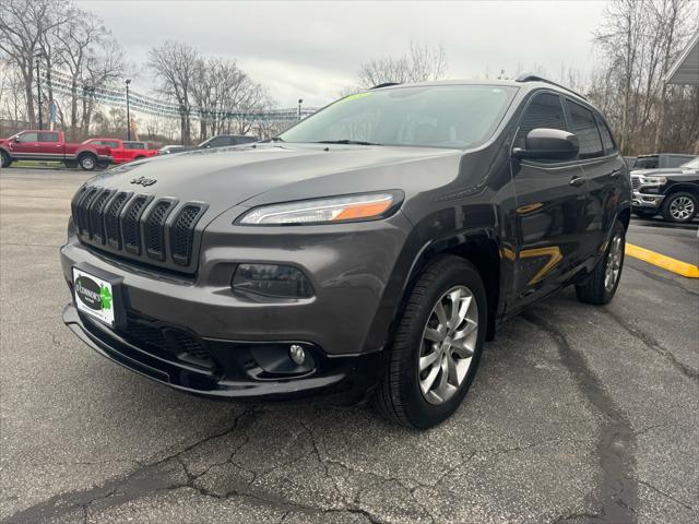 used 2018 Jeep Cherokee car, priced at $15,877