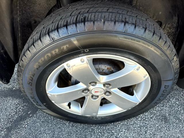 used 2006 Pontiac Torrent car, priced at $4,877