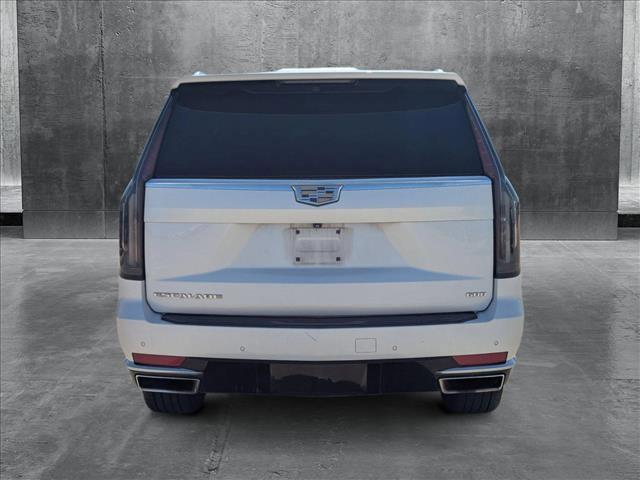 used 2022 Cadillac Escalade ESV car, priced at $46,917