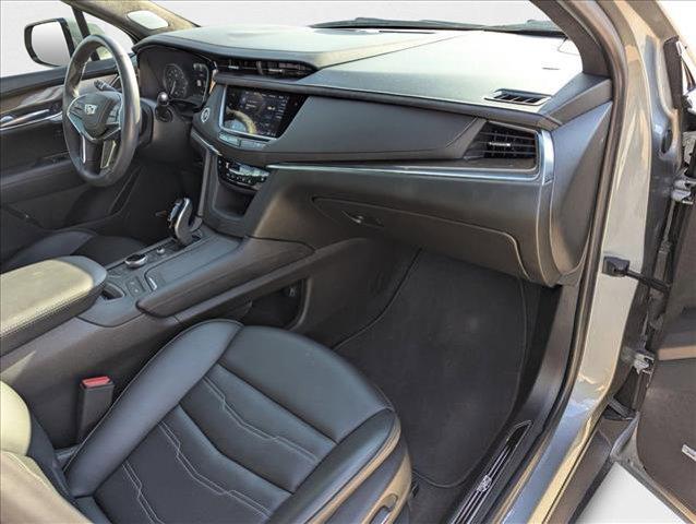 used 2023 Cadillac XT5 car, priced at $36,013