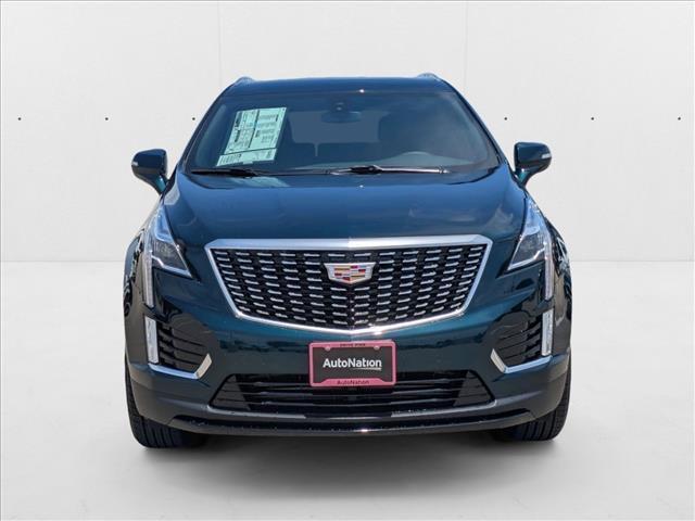 new 2025 Cadillac XT5 car, priced at $45,840