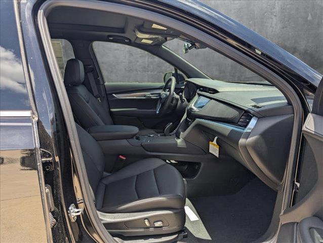 new 2025 Cadillac XT6 car, priced at $49,565