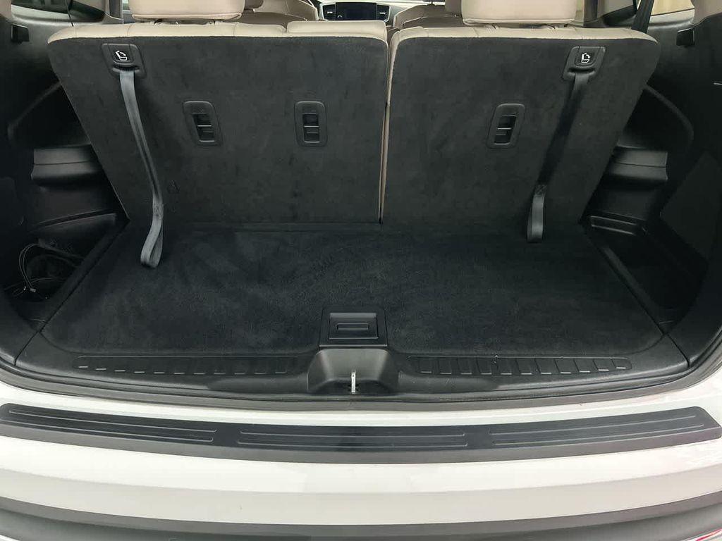 used 2022 Honda Pilot car, priced at $32,900