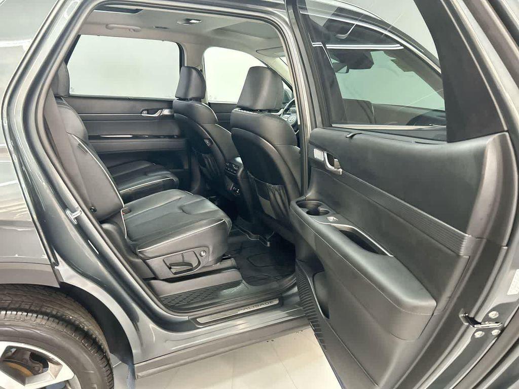 used 2023 Hyundai Palisade car, priced at $37,500
