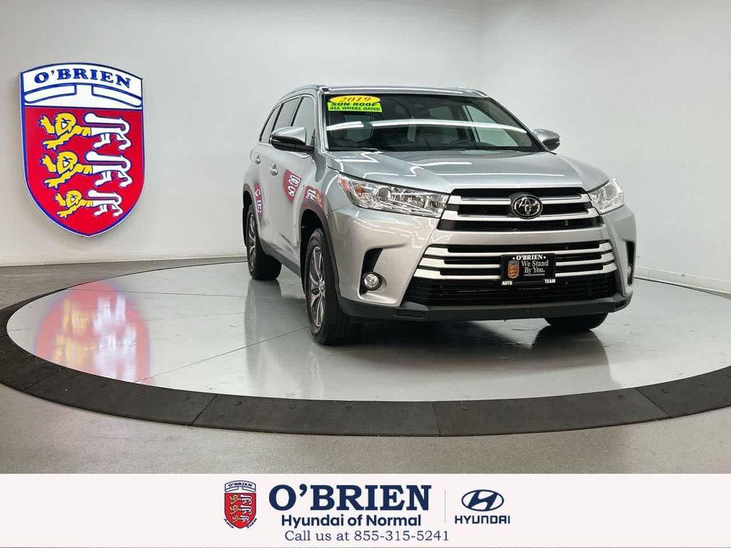 used 2019 Toyota Highlander car, priced at $25,900