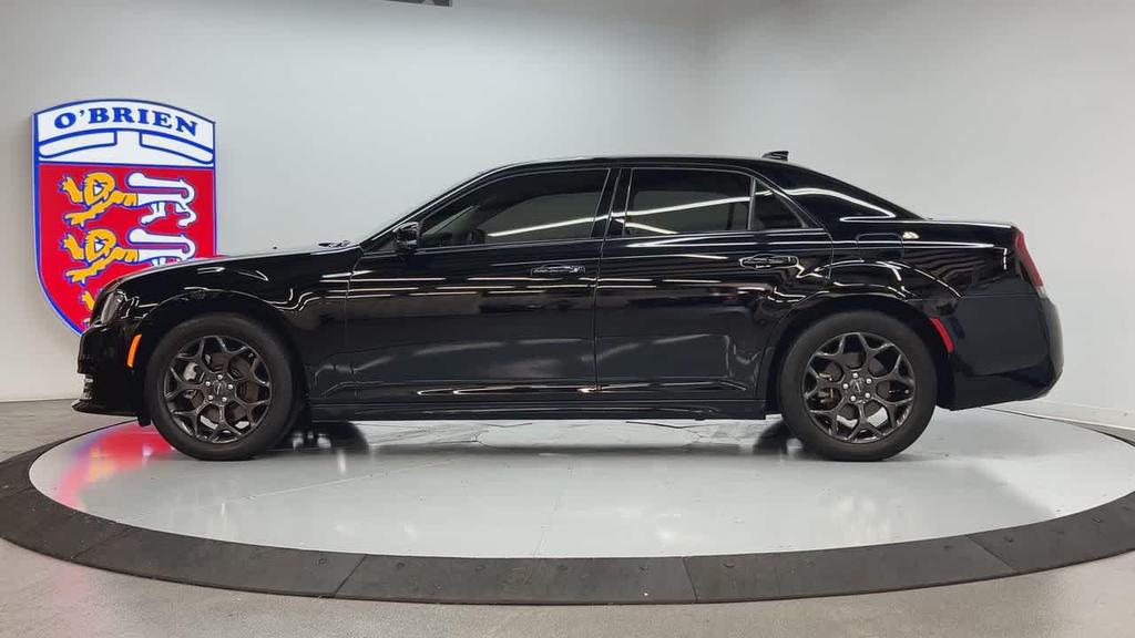 used 2022 Chrysler 300 car, priced at $27,900