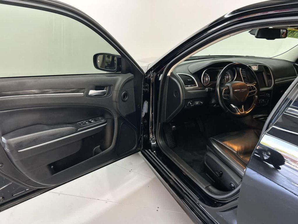 used 2022 Chrysler 300 car, priced at $27,900