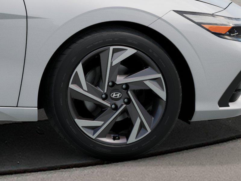 new 2025 Hyundai Elantra car