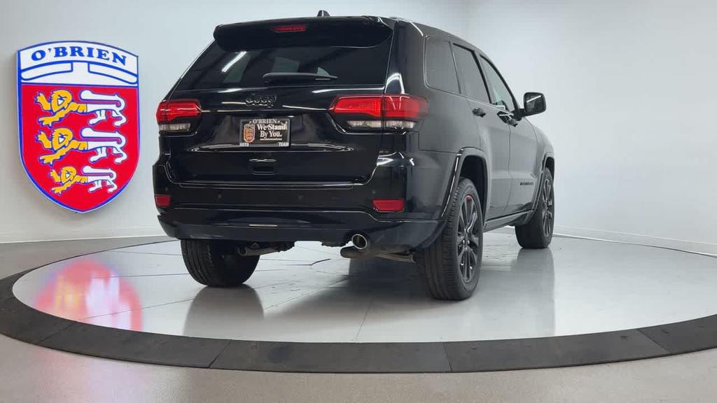 used 2017 Jeep Grand Cherokee car, priced at $15,900