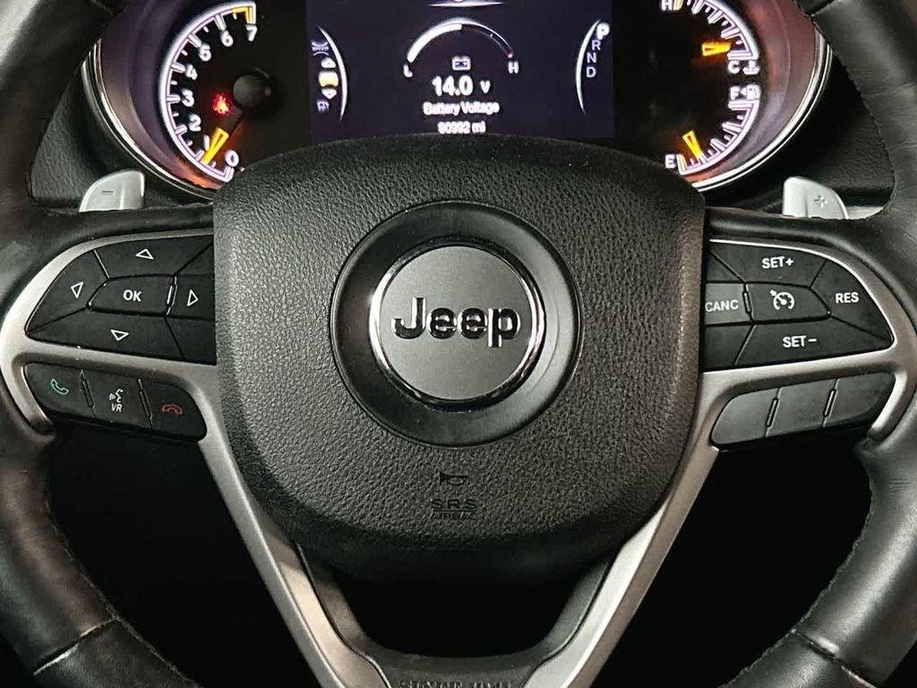 used 2017 Jeep Grand Cherokee car, priced at $15,900