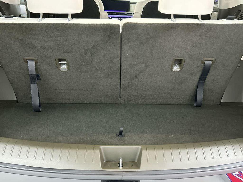 used 2025 Hyundai Santa Fe car, priced at $43,000