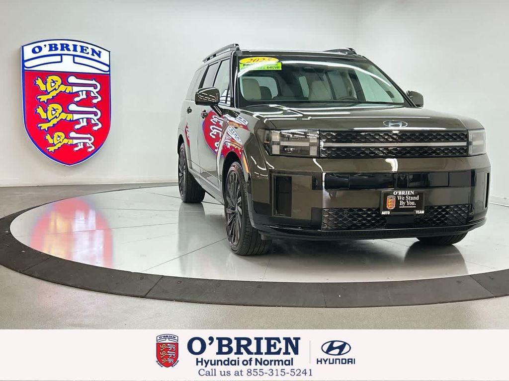 used 2025 Hyundai Santa Fe car, priced at $43,000