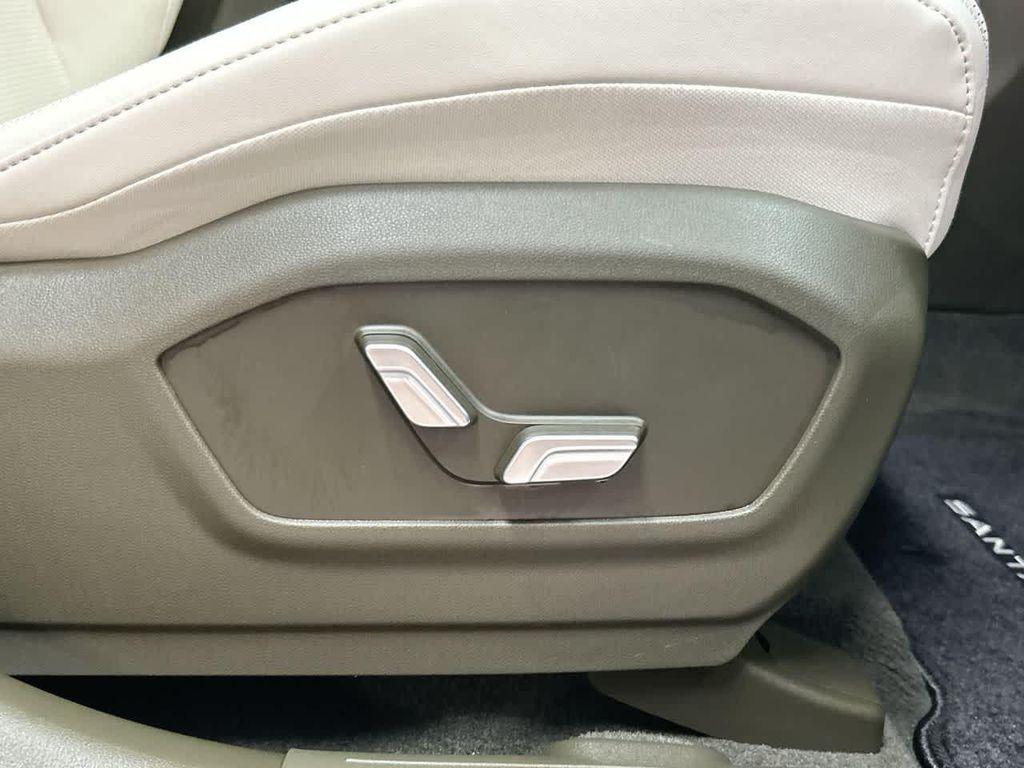 used 2025 Hyundai Santa Fe car, priced at $43,000