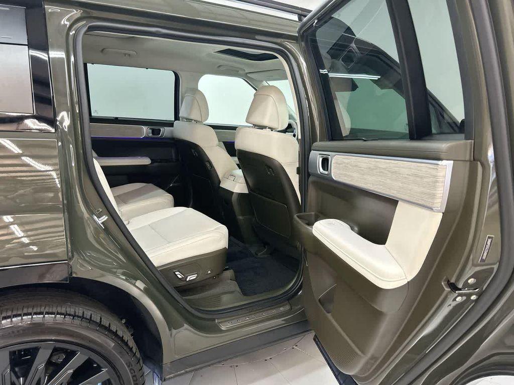 used 2025 Hyundai Santa Fe car, priced at $43,000