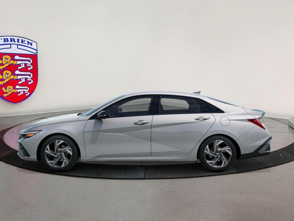 new 2025 Hyundai Elantra car