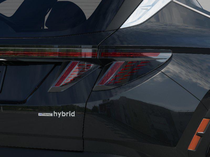 new 2025 Hyundai TUCSON Hybrid car