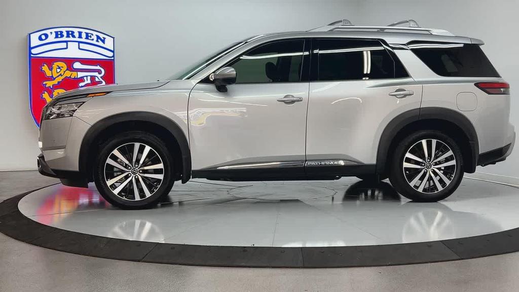used 2024 Nissan Pathfinder car, priced at $42,500
