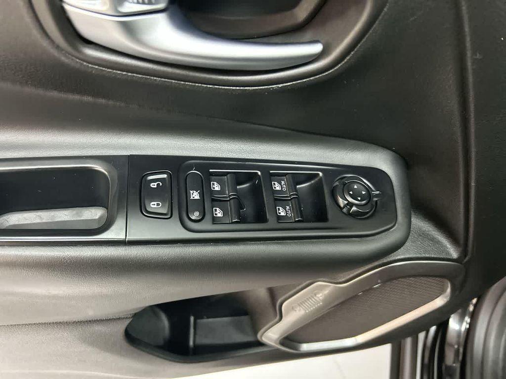 used 2018 Jeep Renegade car, priced at $12,900