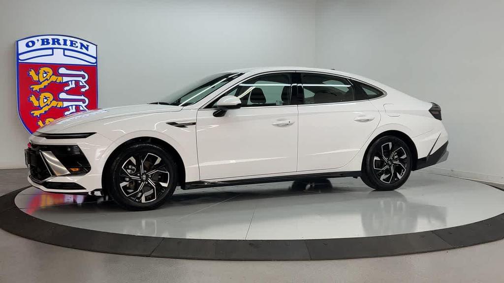 used 2025 Hyundai Sonata car, priced at $25,900