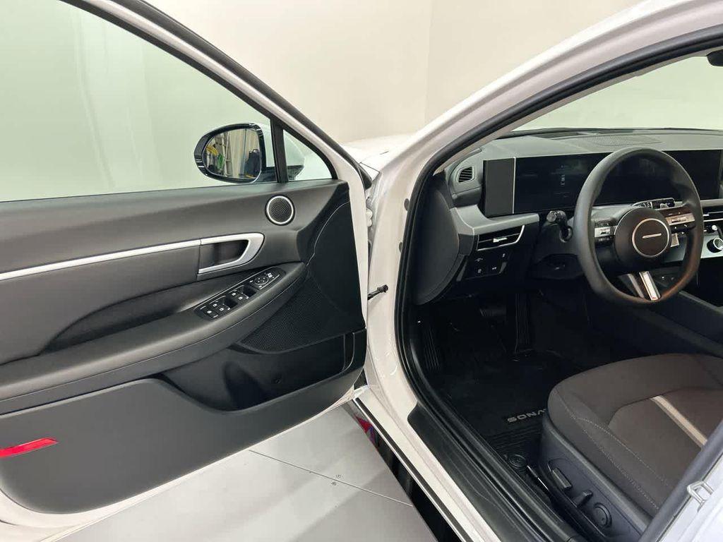 used 2025 Hyundai Sonata car, priced at $25,900