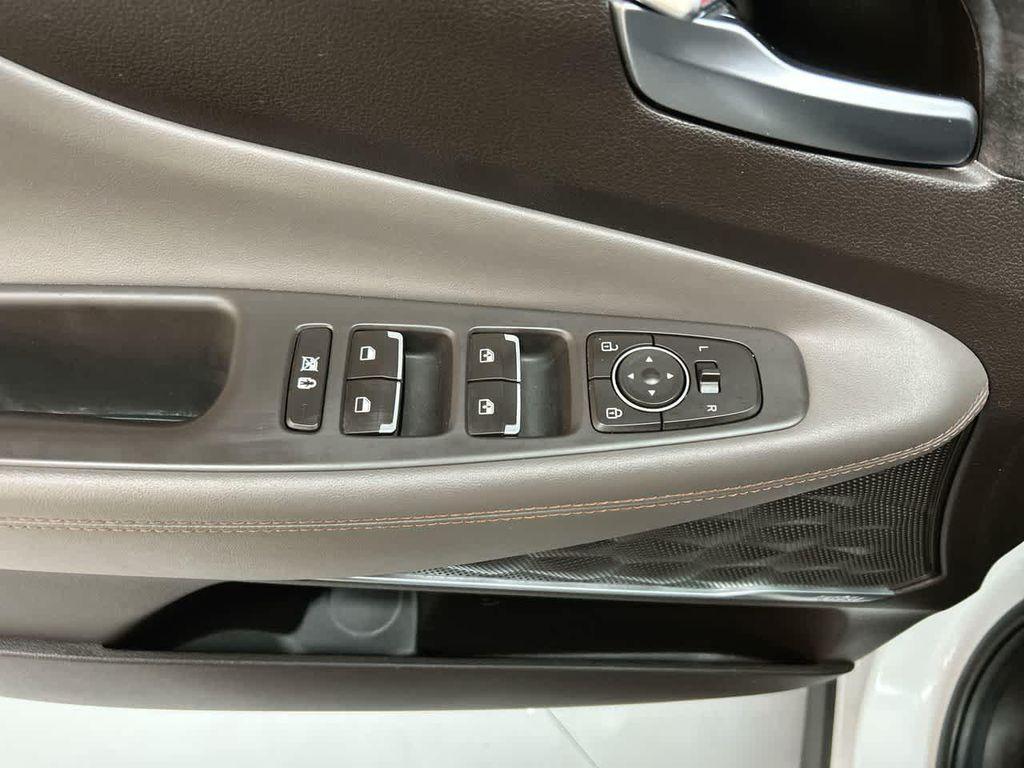 used 2020 Hyundai Santa Fe car, priced at $17,900