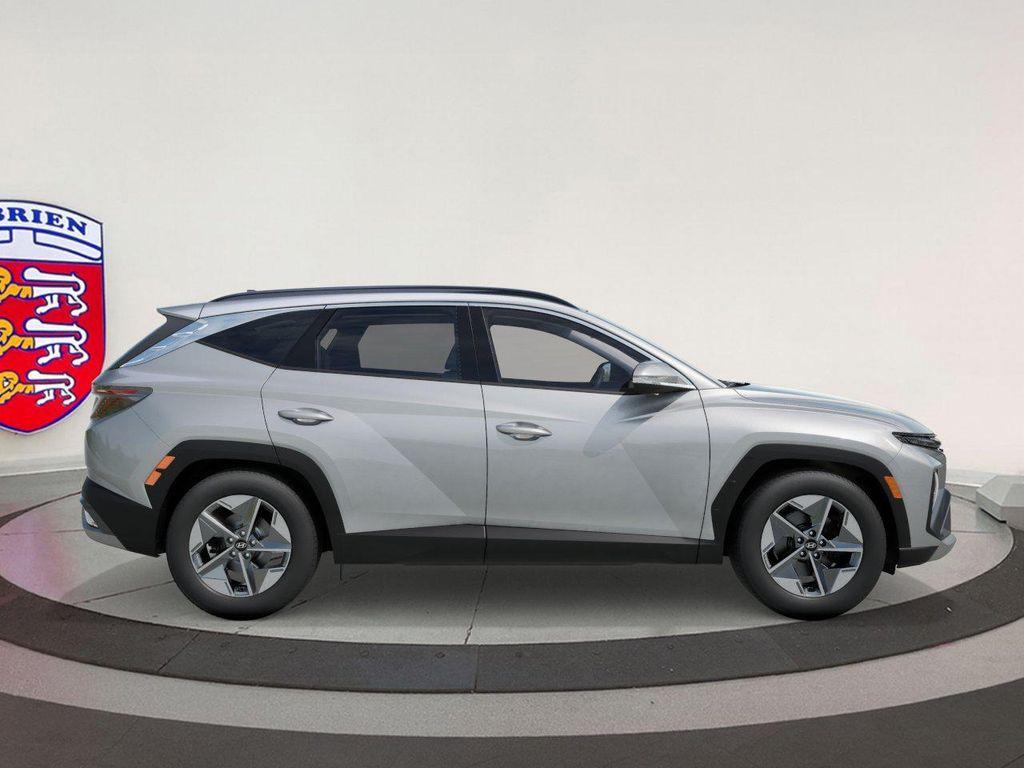 new 2025 Hyundai TUCSON Hybrid car