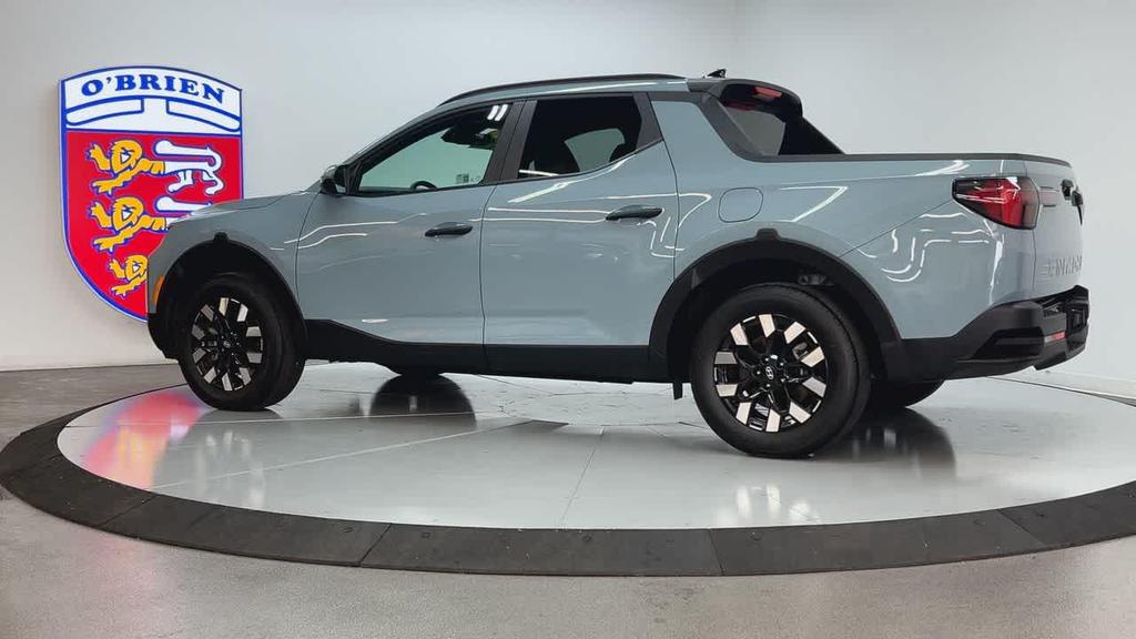 used 2025 Hyundai SANTA CRUZ car, priced at $28,900