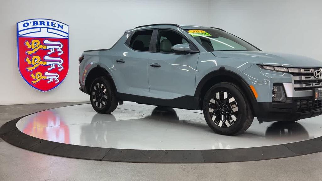 used 2025 Hyundai SANTA CRUZ car, priced at $28,900
