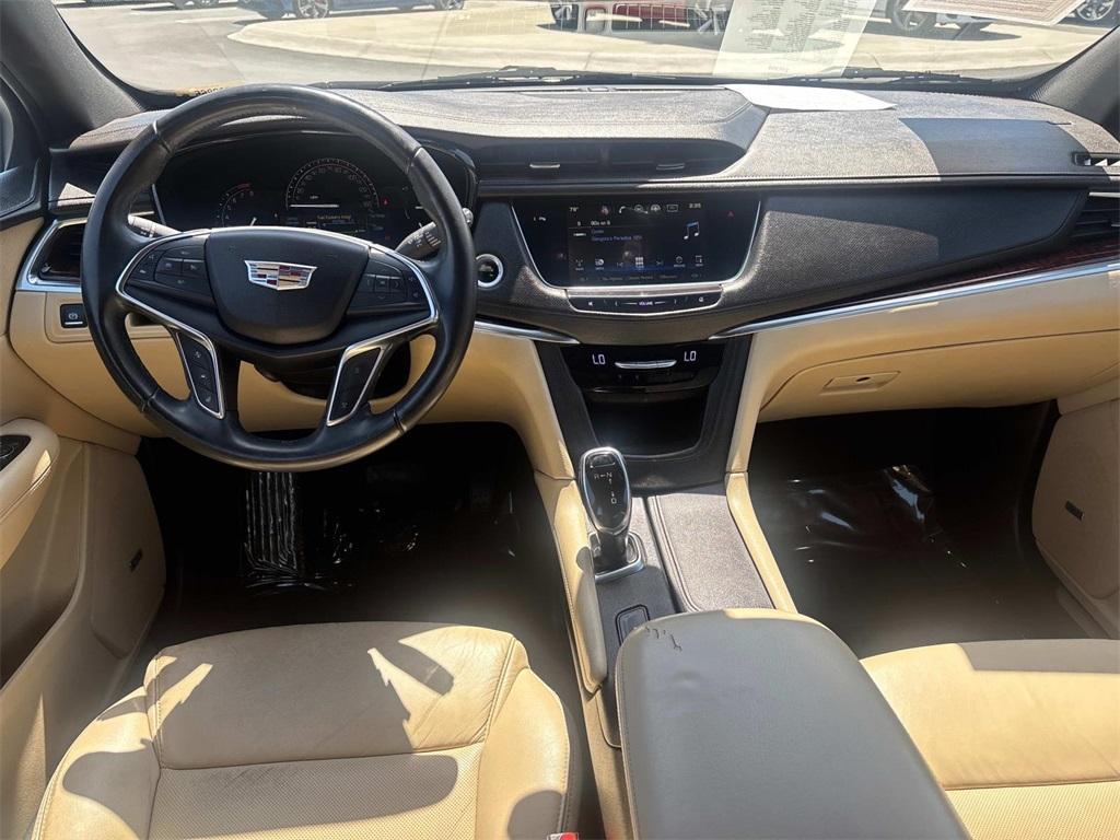 used 2018 Cadillac XT5 car, priced at $18,034
