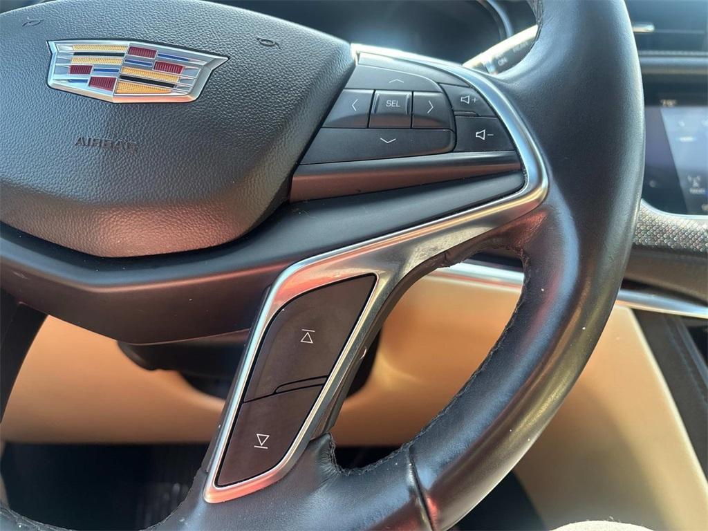 used 2018 Cadillac XT5 car, priced at $18,034