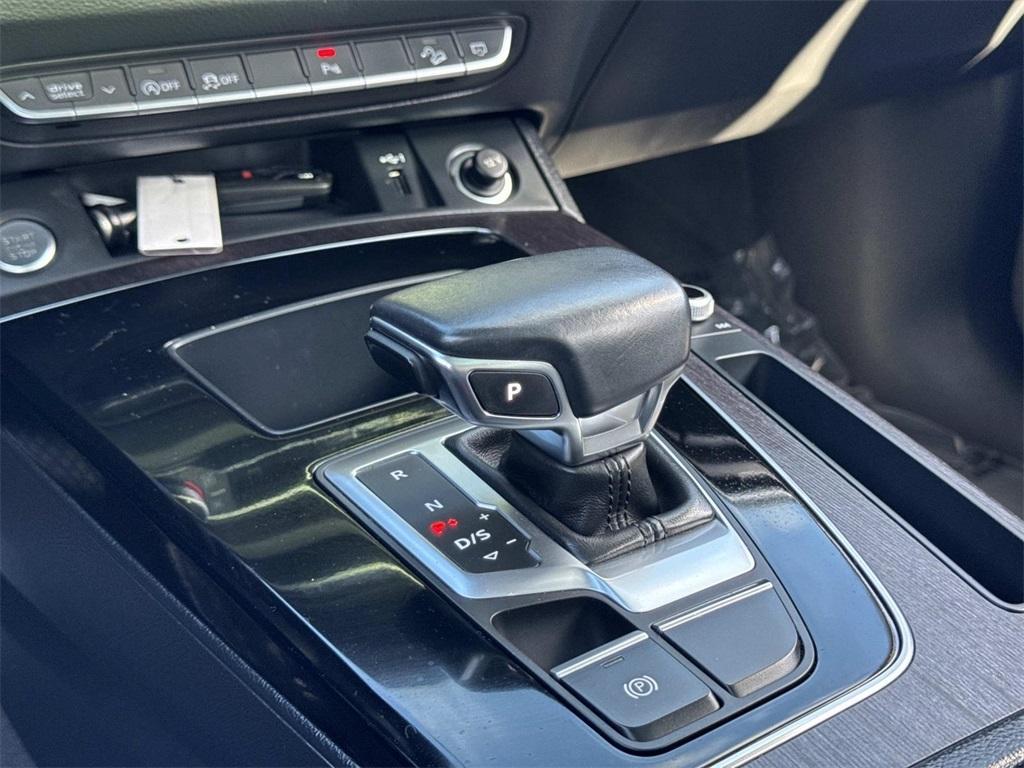 used 2021 Audi Q5 car, priced at $23,392