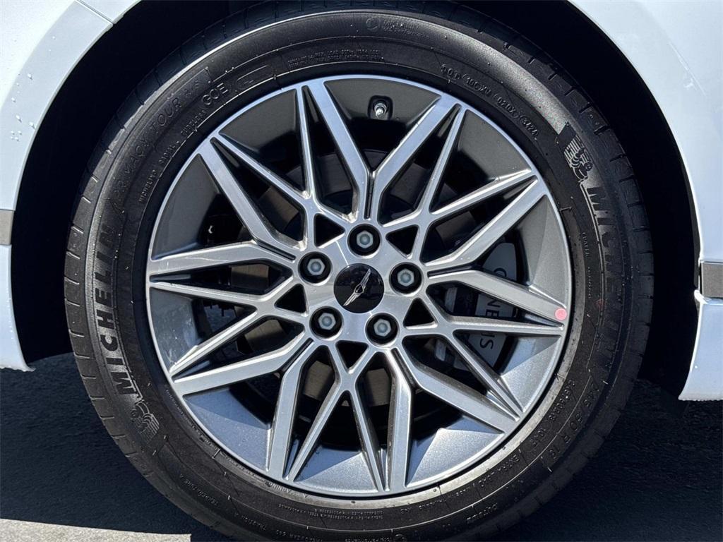 new 2026 Genesis G80 car, priced at $60,435