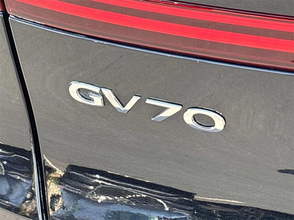 used 2025 Genesis GV70 car, priced at $50,014