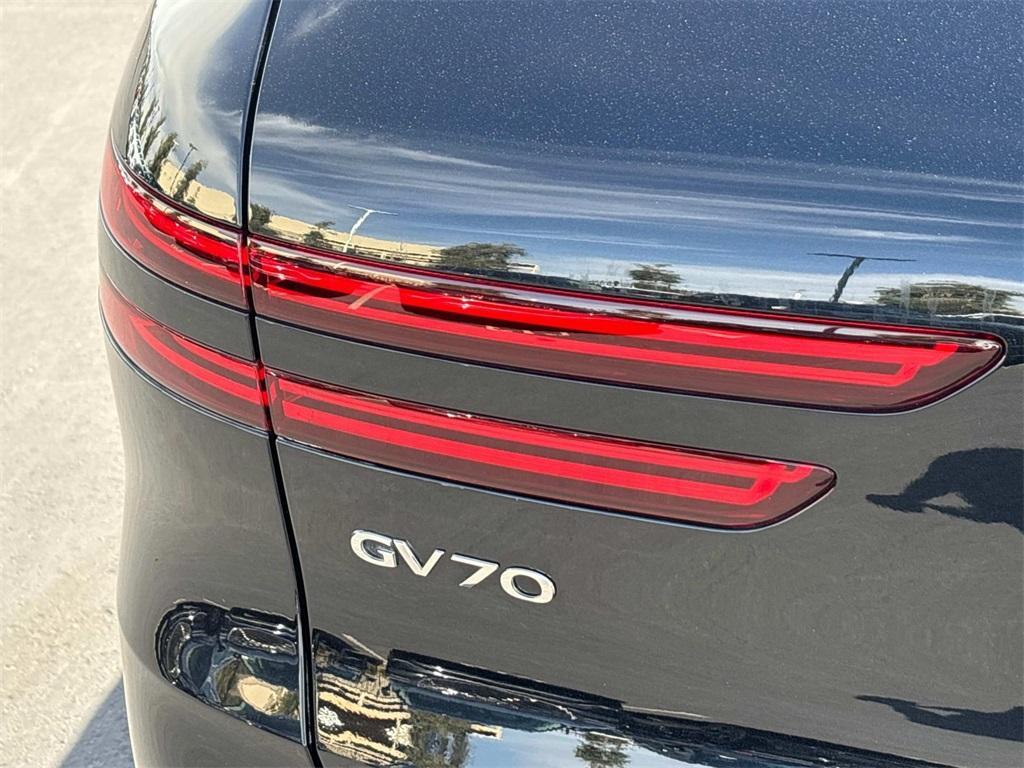 used 2025 Genesis GV70 car, priced at $50,014