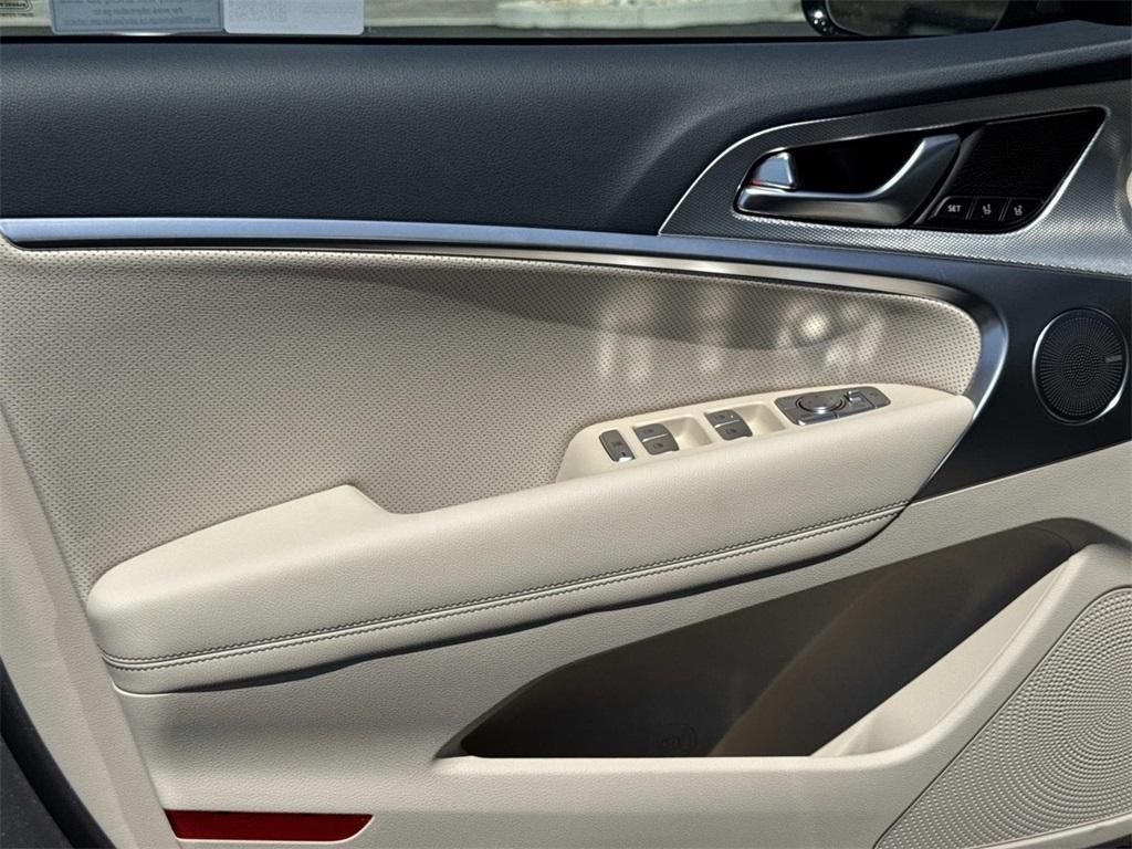 new 2026 Genesis G70 car, priced at $50,300