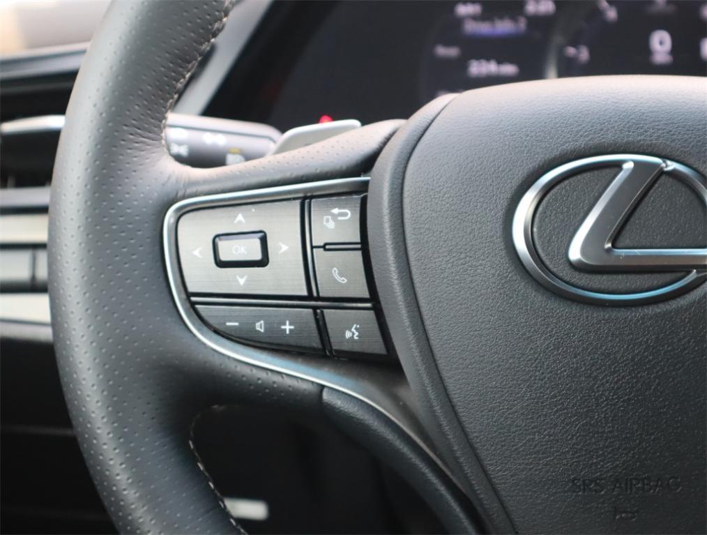 used 2022 Lexus ES 350 car, priced at $39,434