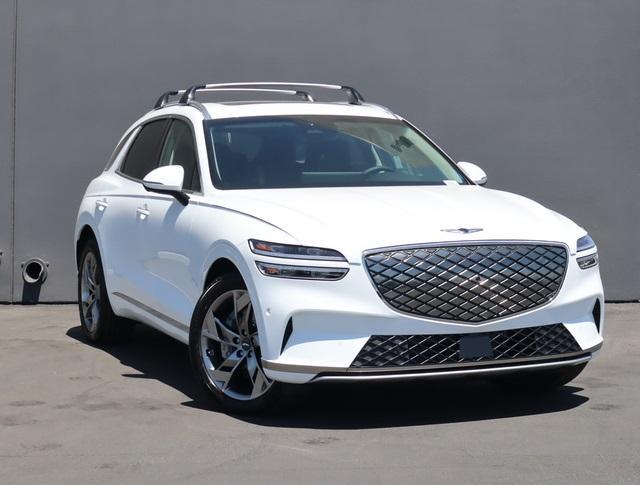 new 2025 Genesis Electrified GV70 car, priced at $68,750