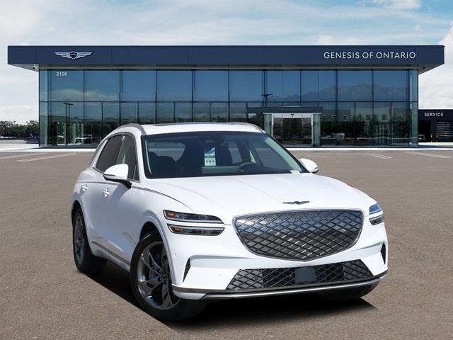 new 2025 Genesis Electrified GV70 car, priced at $68,790