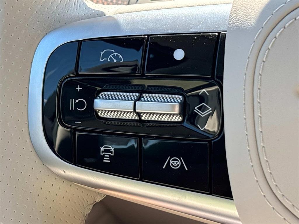 new 2025 Genesis G80 car, priced at $70,775