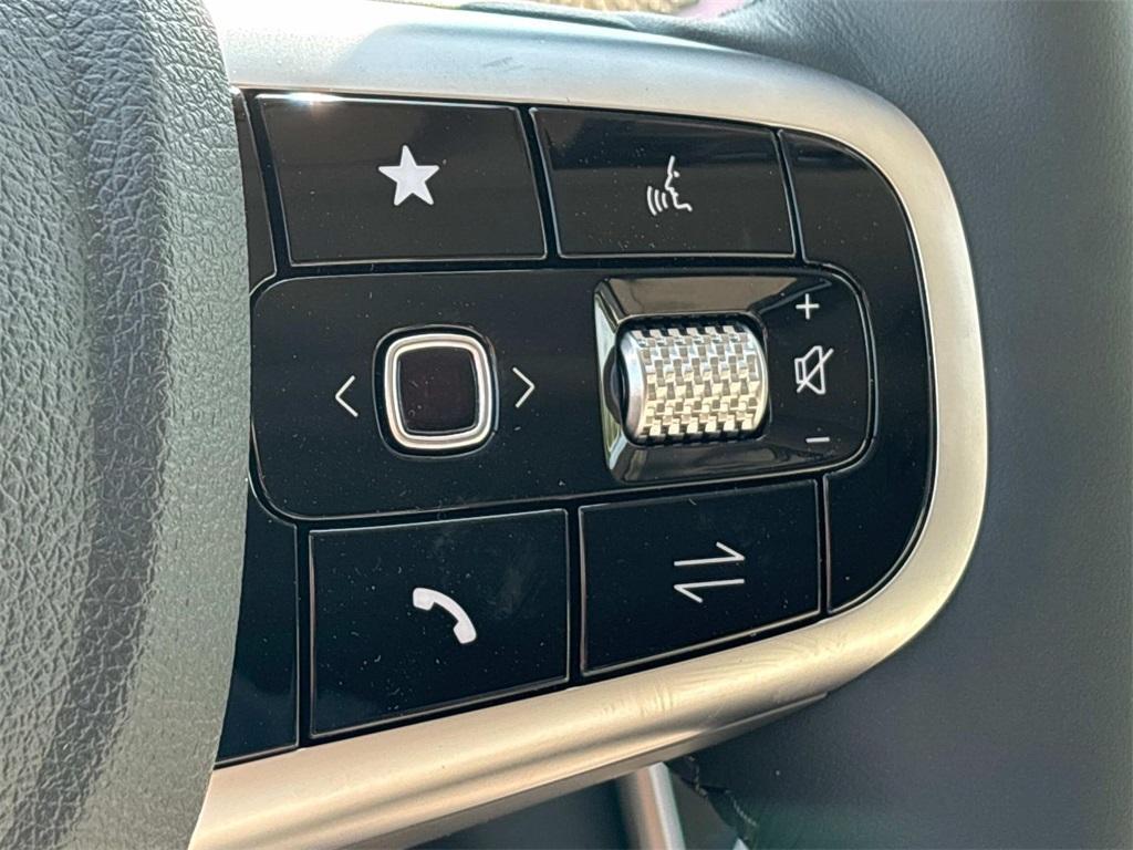 new 2025 Genesis GV80 car, priced at $76,920