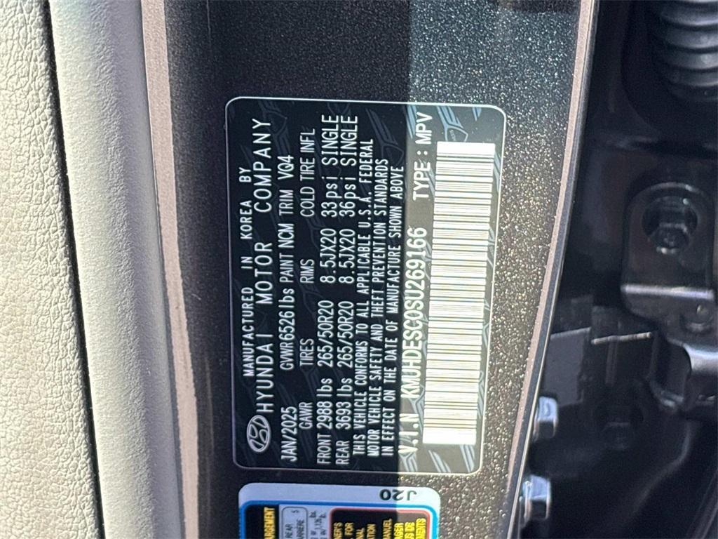 new 2025 Genesis GV80 car, priced at $76,855