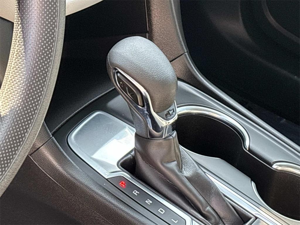 used 2022 Chevrolet Equinox car, priced at $20,592