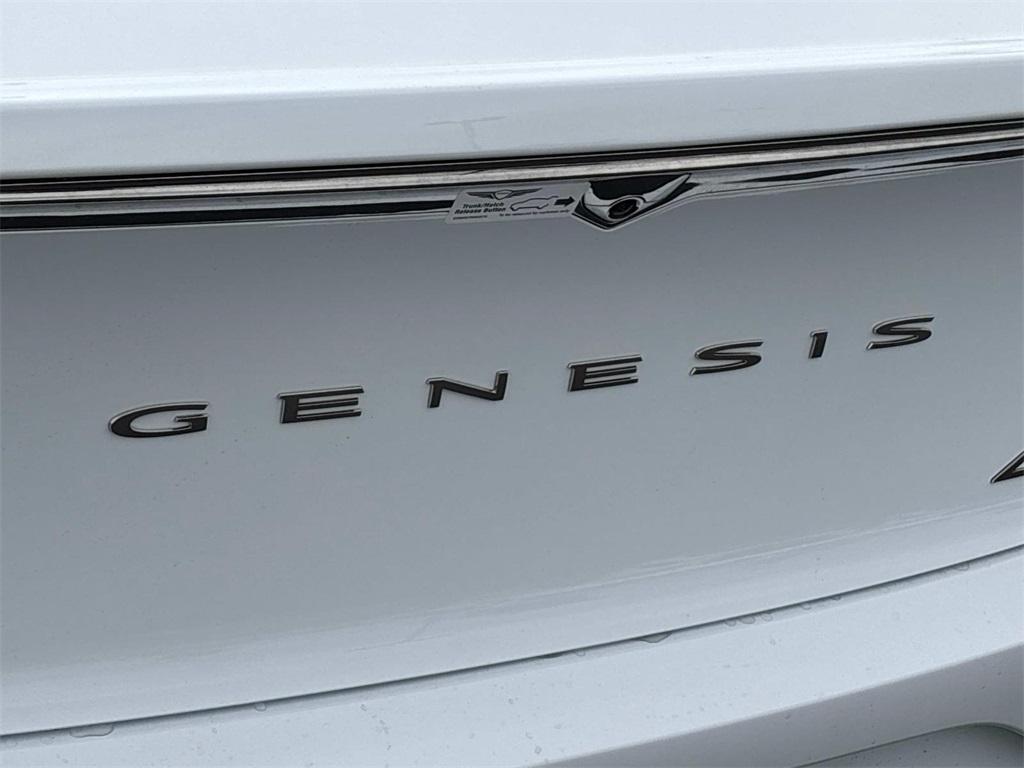 new 2025 Genesis G80 car, priced at $64,355