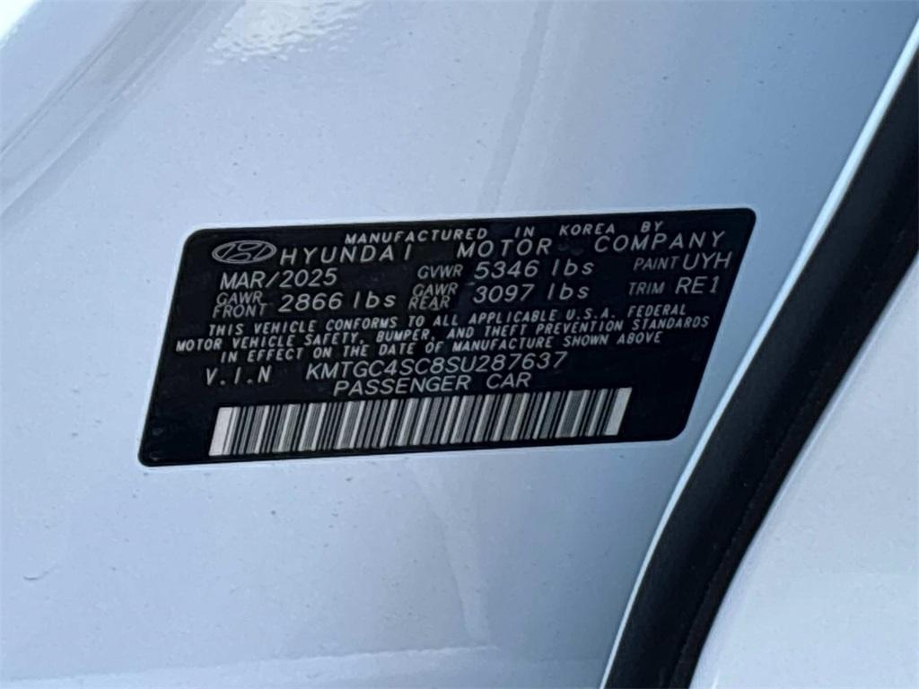 new 2025 Genesis G80 car, priced at $70,885