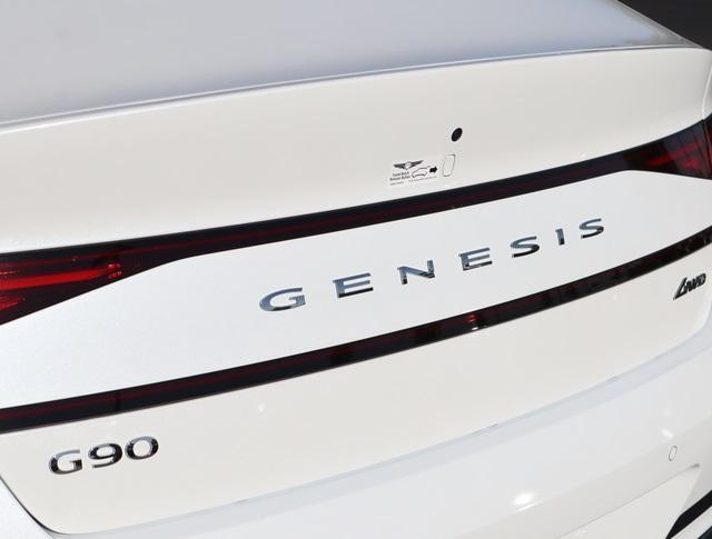 new 2025 Genesis G90 car, priced at $102,190