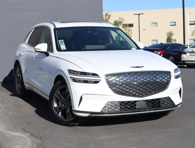 new 2025 Genesis Electrified GV70 car, priced at $68,705